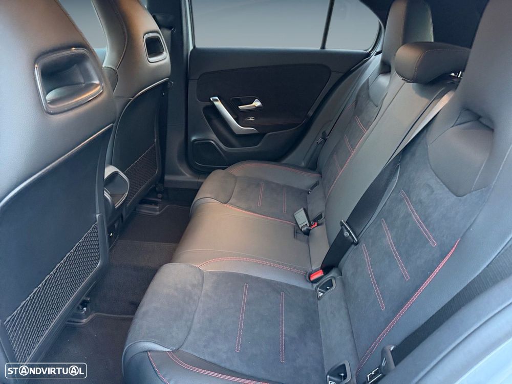 Mercedes-Benz A 180 d — fotografia 10