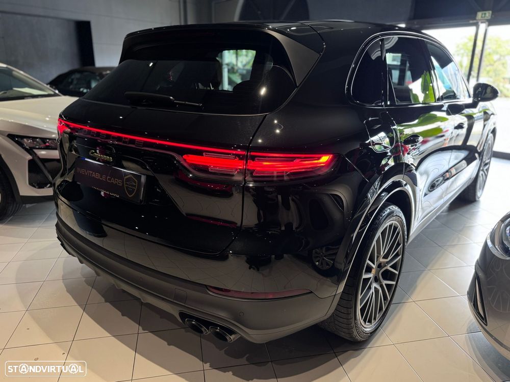 Porsche Cayenne E-Hybrid Platinum Edition - 8