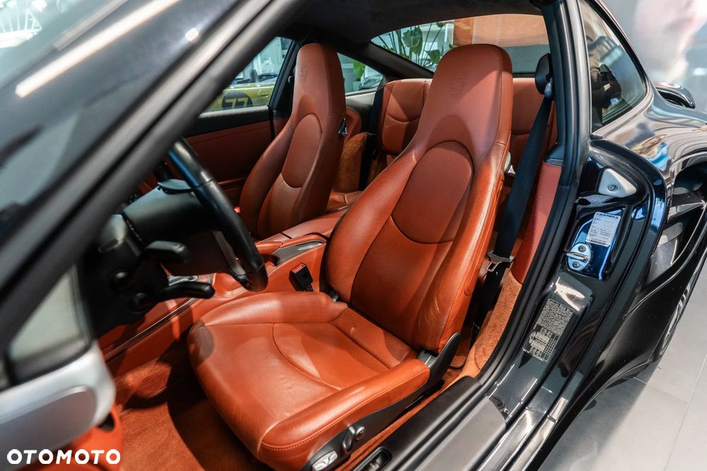 Porsche 911 Turbo Tiptronic S - 12