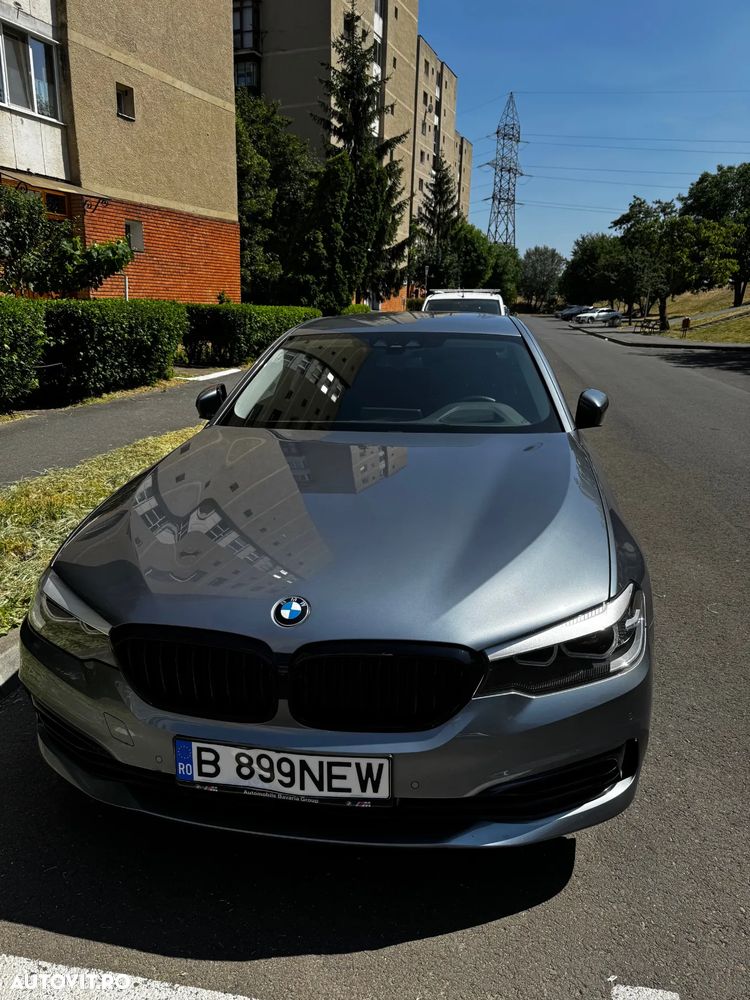BMW Seria 5 520i AT - 1