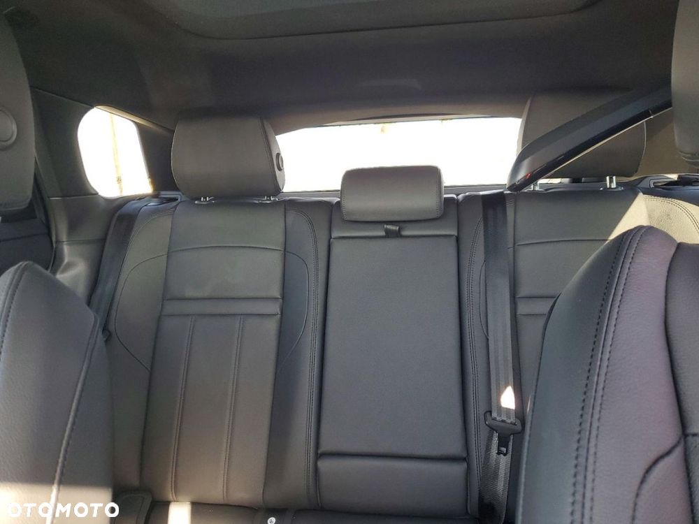 Land Rover Range Rover Evoque - 11