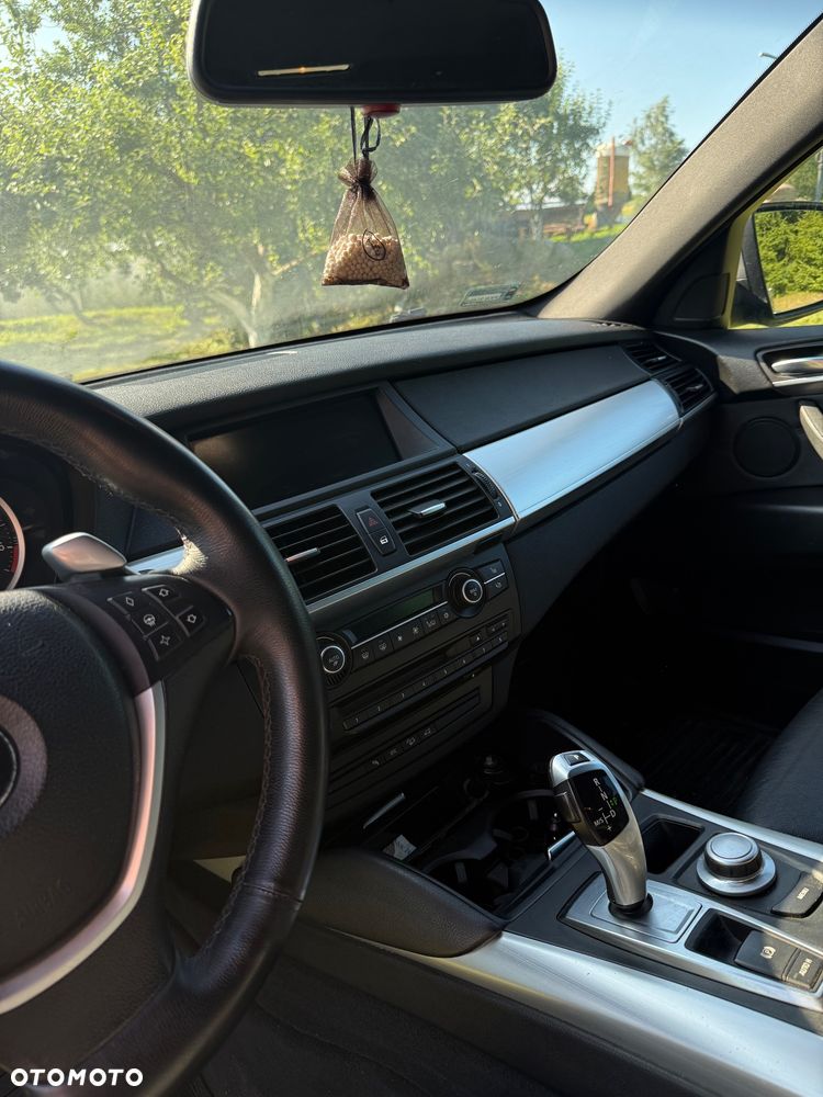 BMW X6 - 11