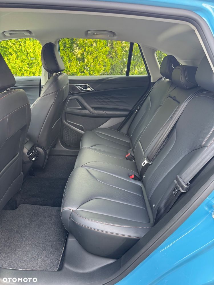 MG HS PHEV 1.5T Exclusive - 12