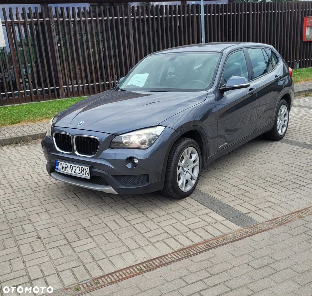 BMW X1 xDrive18d - 13