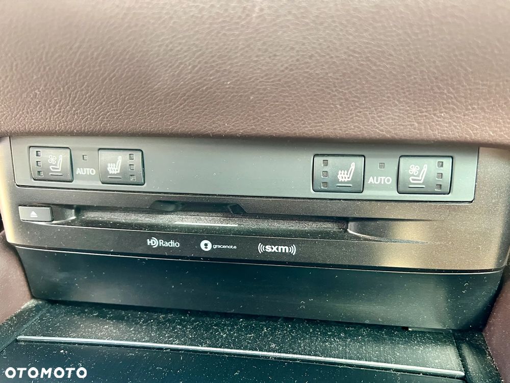 Lexus ES 300h F Sport - 15