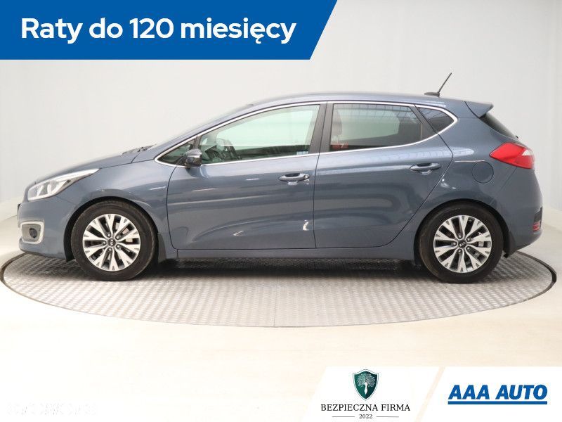Kia Ceed - 4