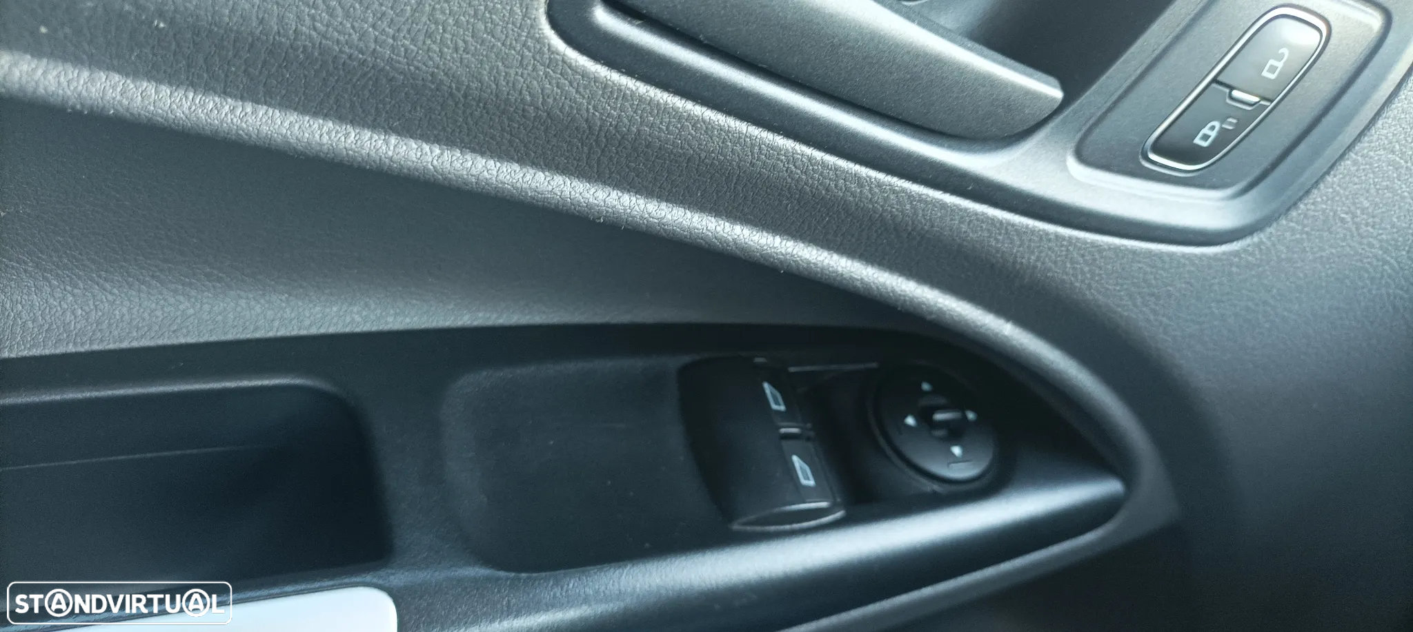 Ford Transit Connect - 21