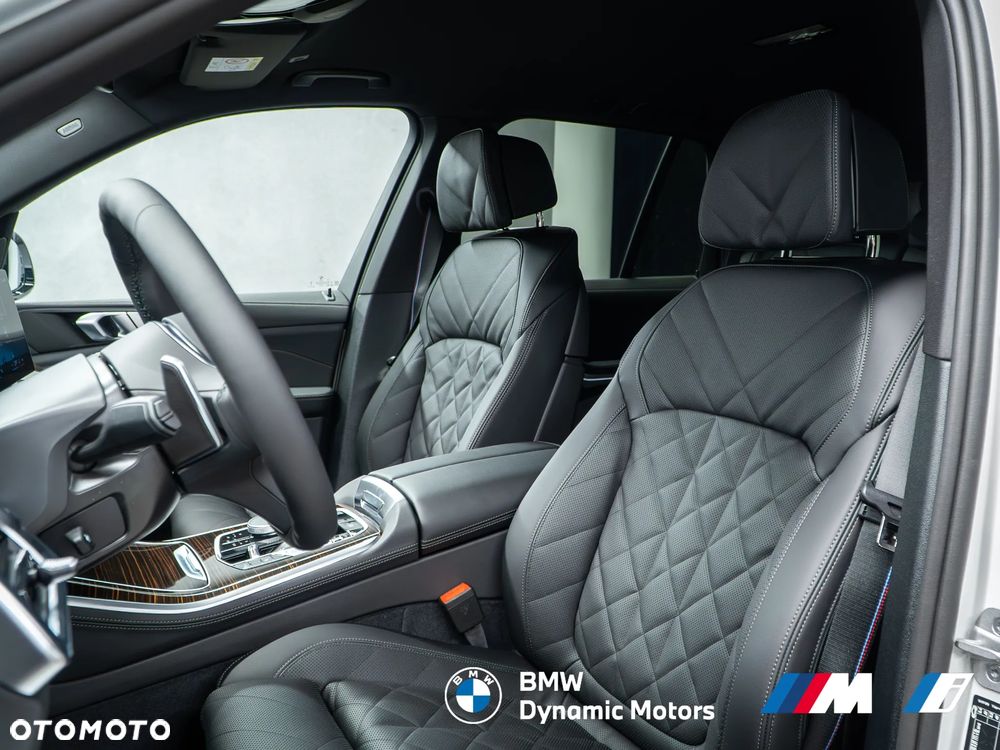 BMW X5 xDrive40i - 16