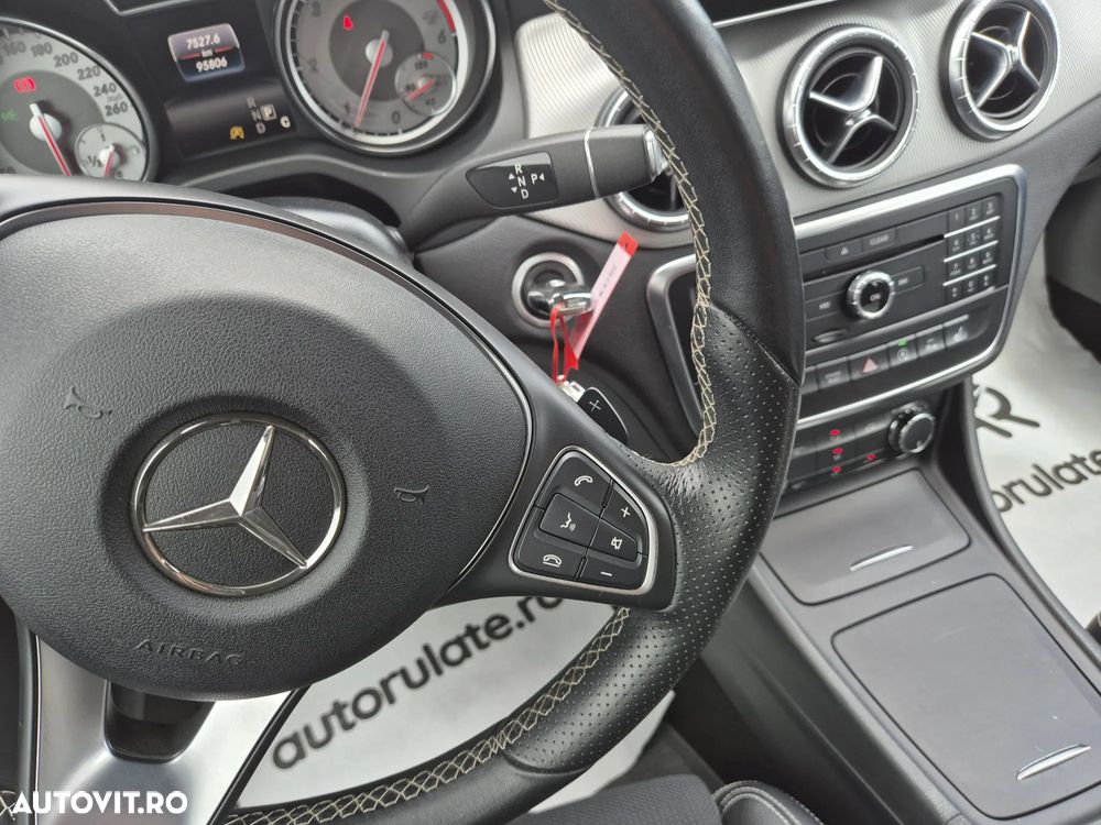 Mercedes-Benz CLA 220 d Aut. - 16