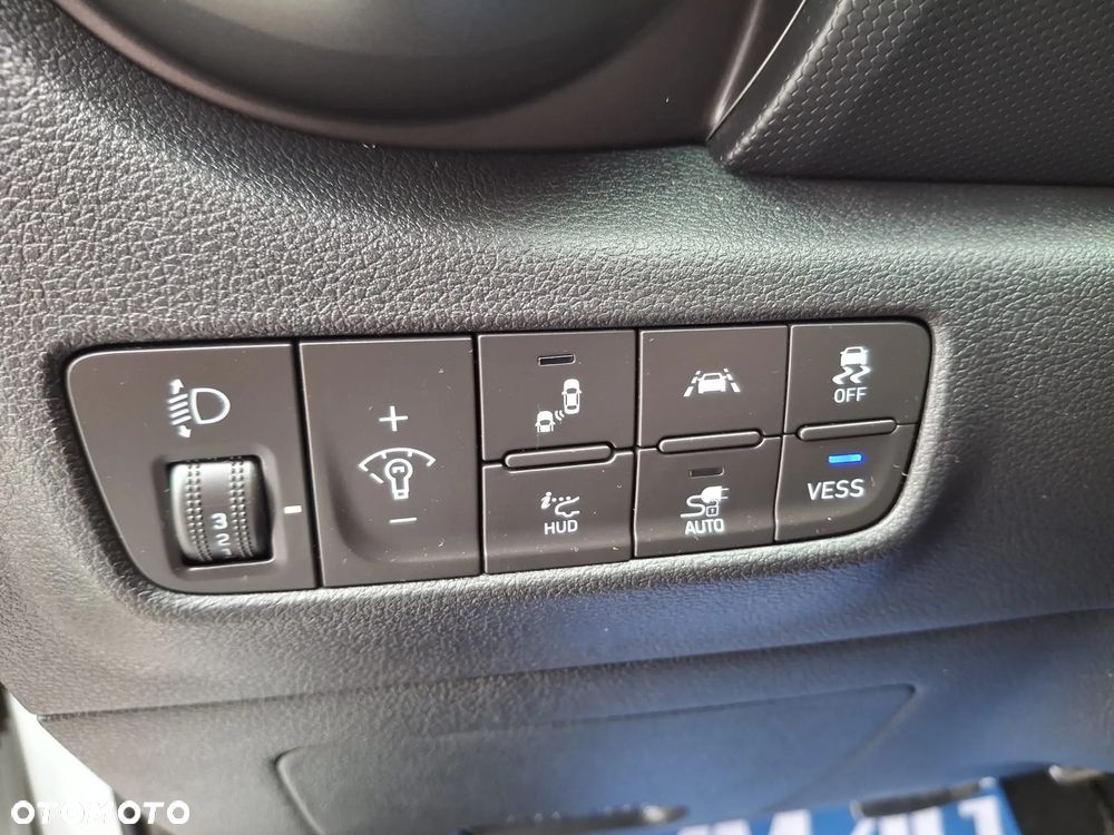 Hyundai Kona 39kWh Premium - 22