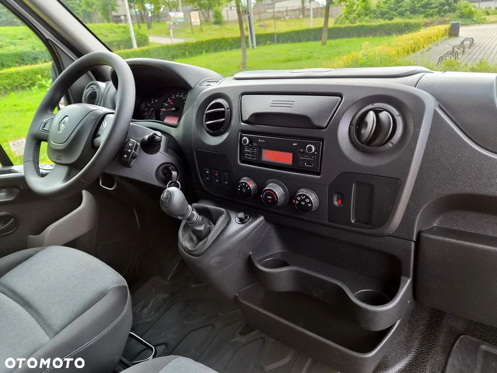 Renault Master - 33