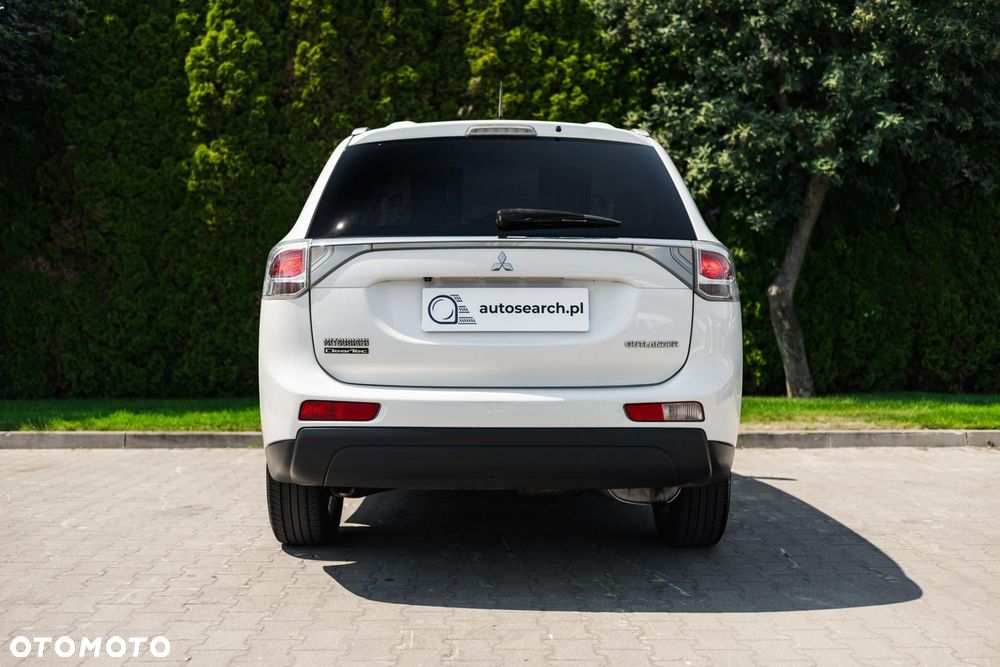 Mitsubishi Outlander 2.2 DID Intense - 6