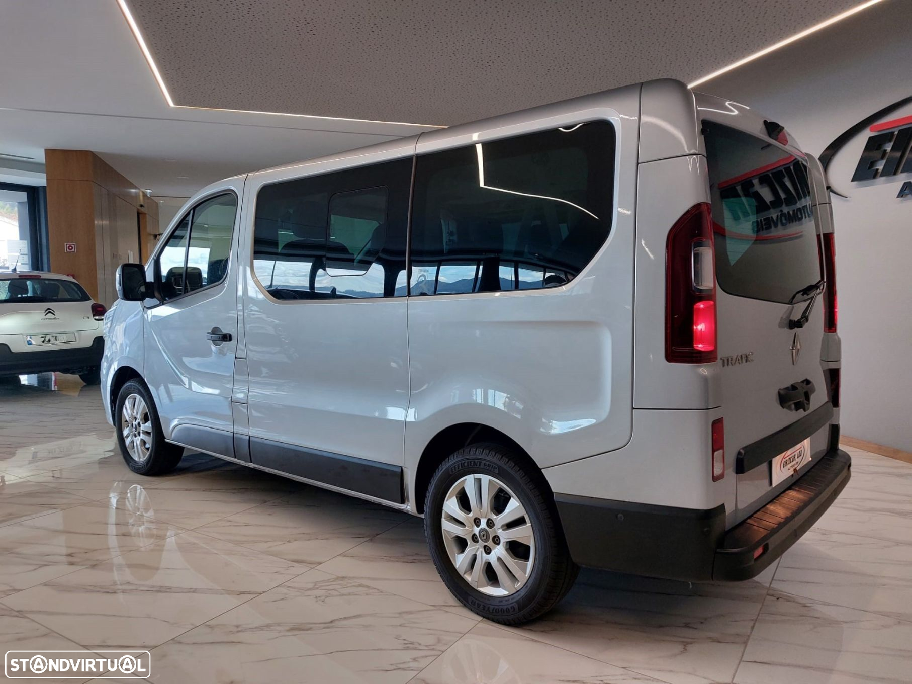 Renault Trafic 2.0 Blue dCi L1 Intens - 20