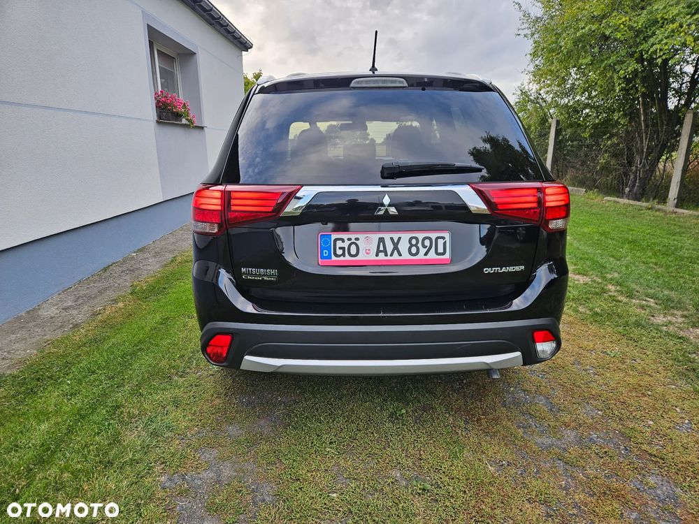Mitsubishi Outlander 2.0 2WD Active - 13