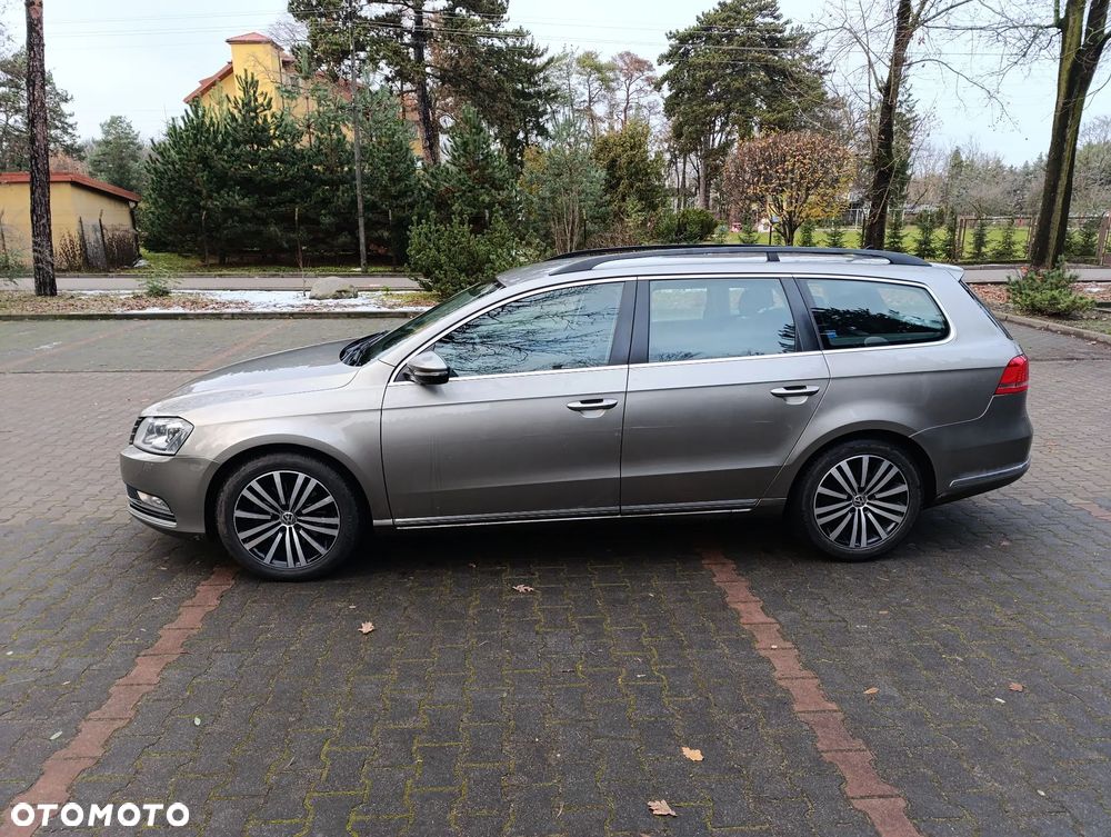 Volkswagen Passat 2.0 TDI Comfortline - 5