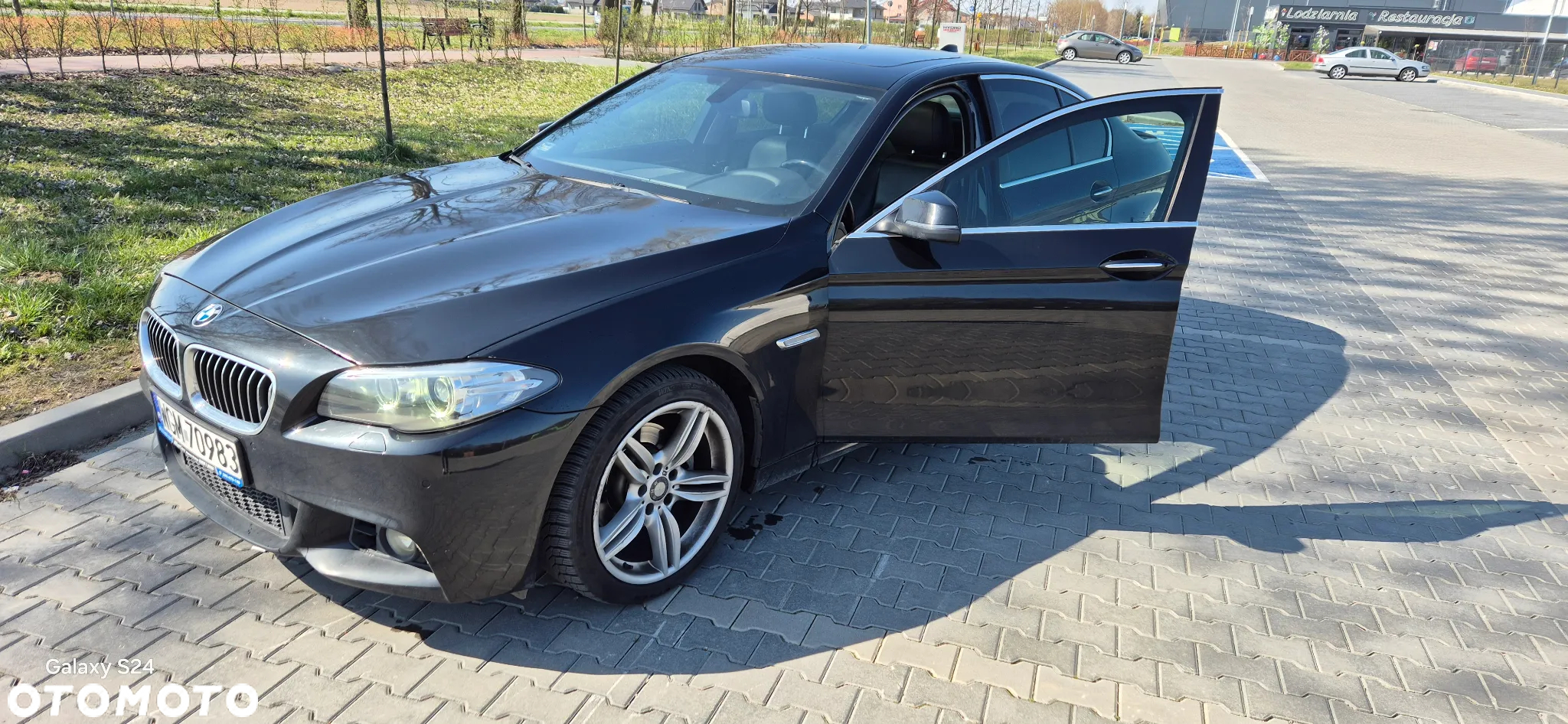 BMW Seria 5 528i - 2