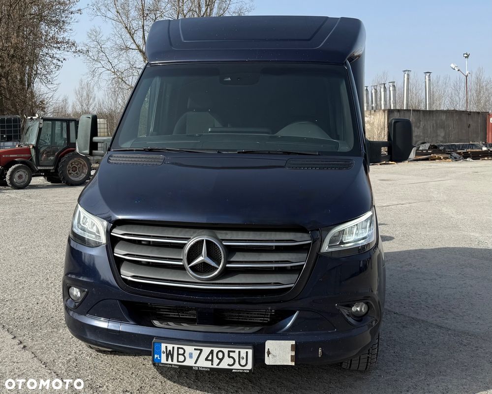 Mercedes-Benz Sprinter 319 - 5