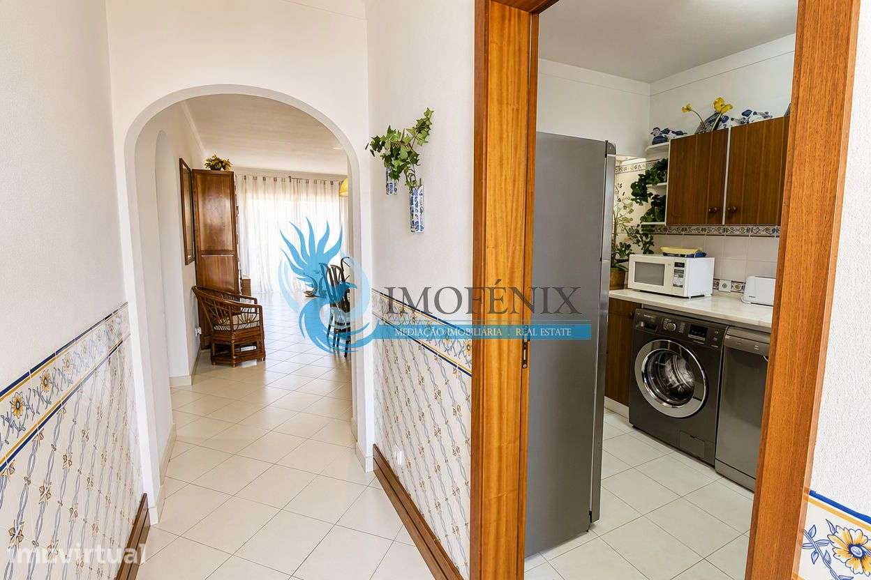 Apartamento T1+1 com Piscinas e Varanda em Albufeira - Grande imagem: 4/14