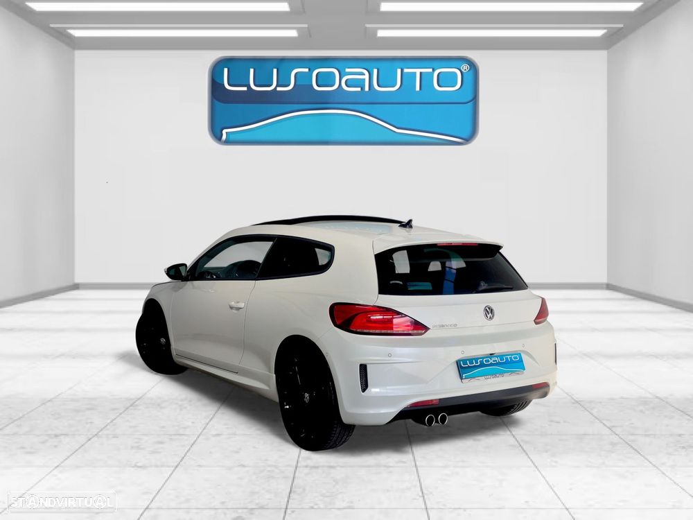 VW Scirocco 2.0 TDI Sport DSG - 8