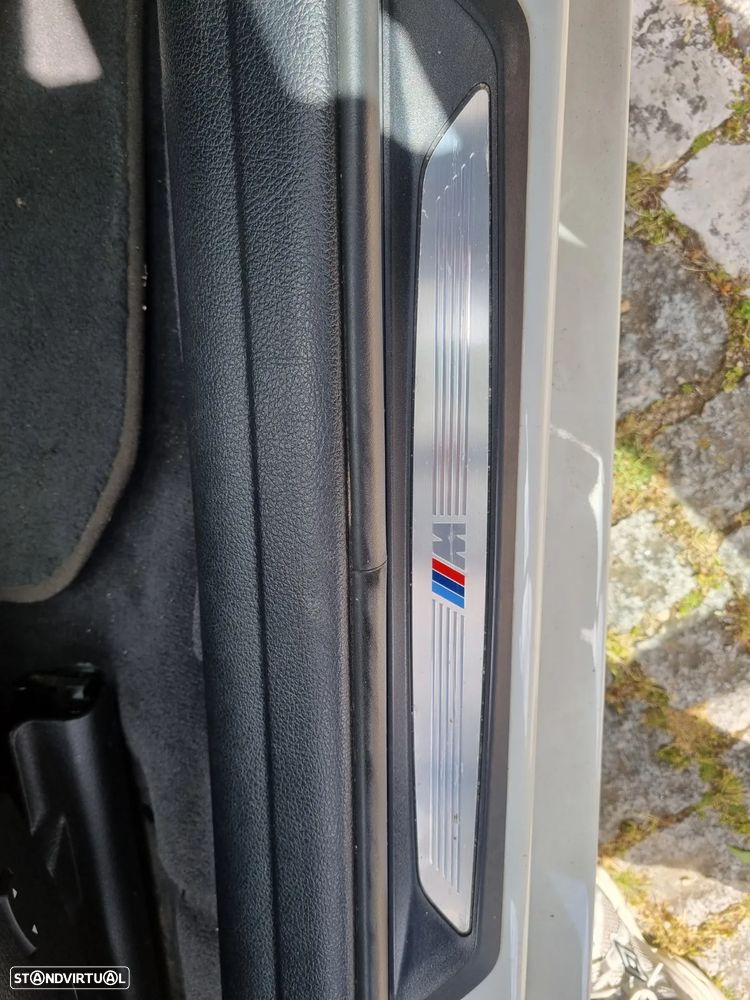 BMW 320 d Auto Pack M - 26