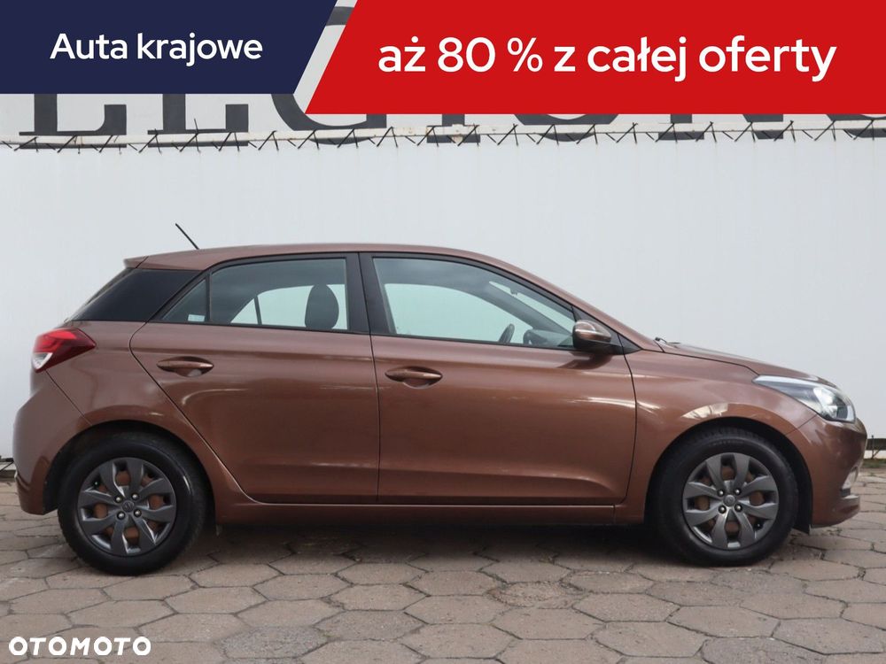 Hyundai i20 - 8
