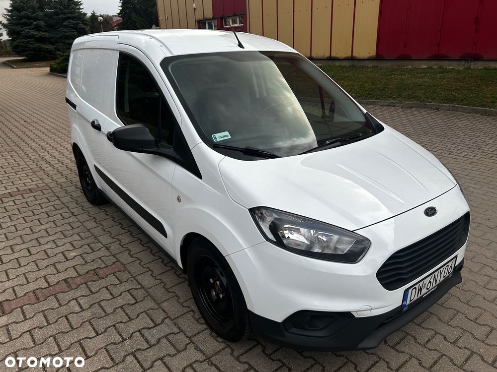 Ford Courier - 3