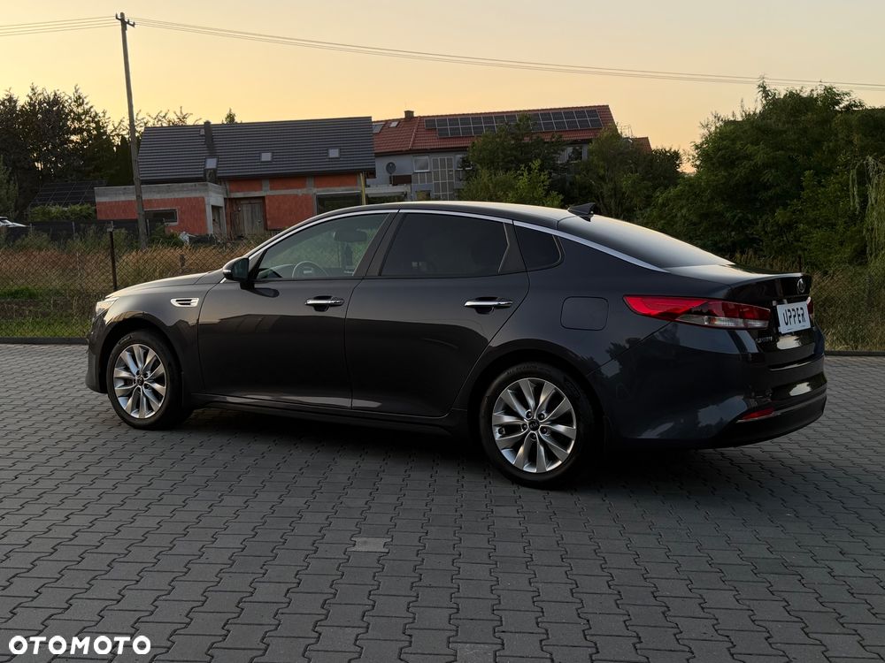 Kia Optima 1.7 CRDI L DCT - 26