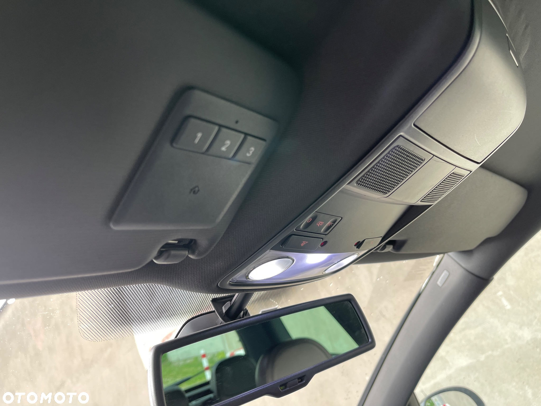Volkswagen Golf - 4