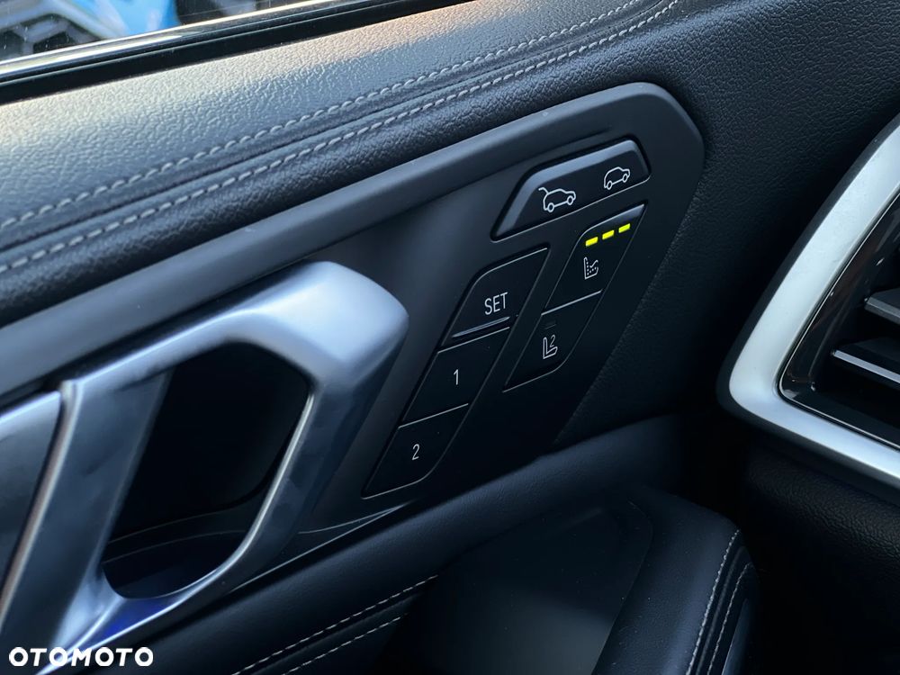 BMW X6 - 26