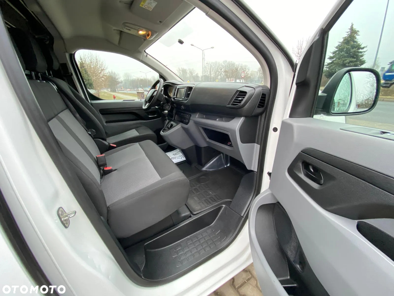 Citroën JUMPY L3 2,0 HDI 122 KM KLIMATYZACJA / NAWIGACJA - 28