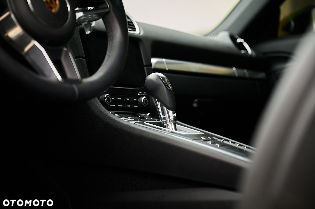 Porsche 718 Cayman PDK - 33