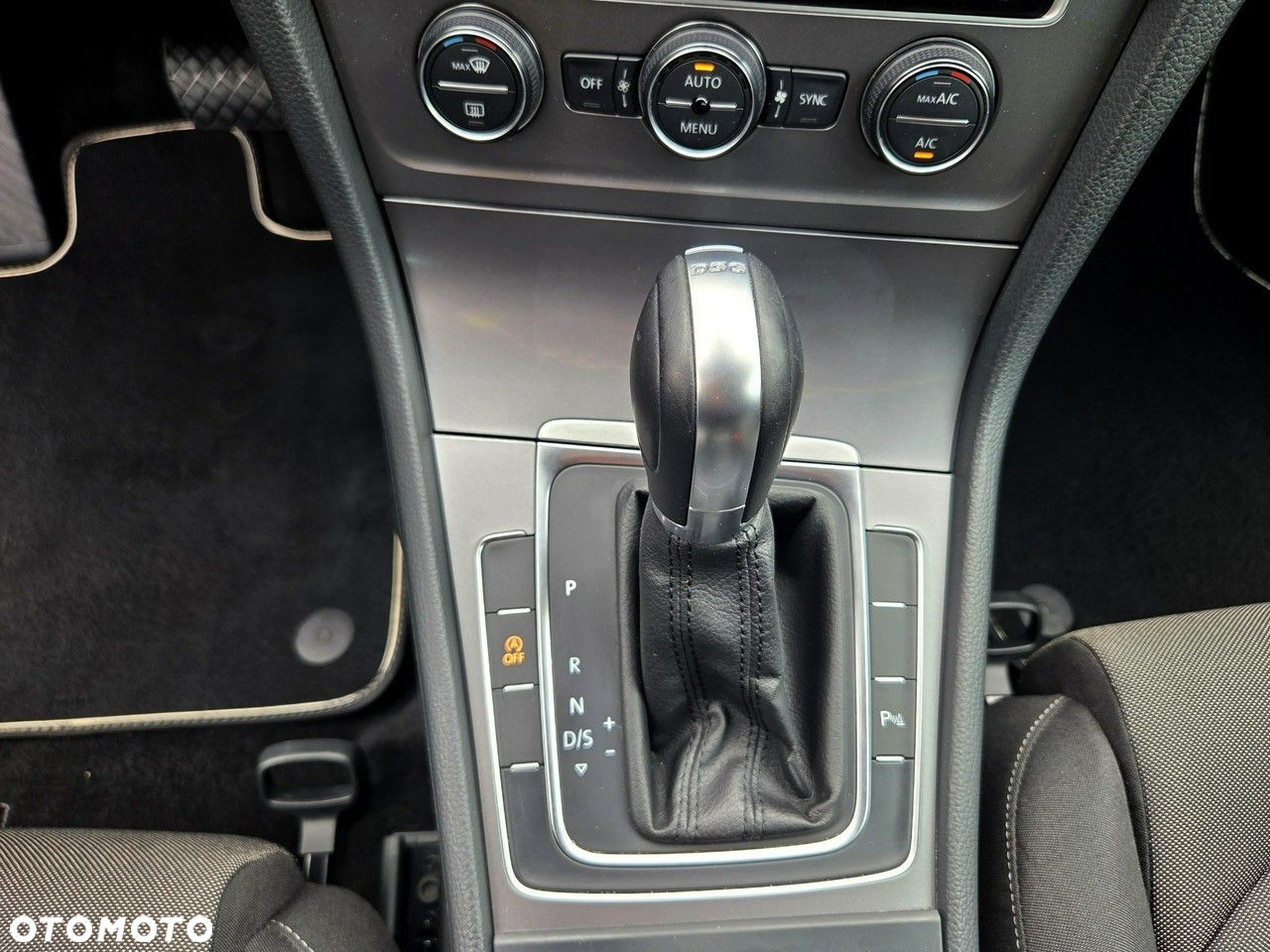 Volkswagen Golf 1.4 TSI (BlueMotion Technology) DSG Comfortline - 22