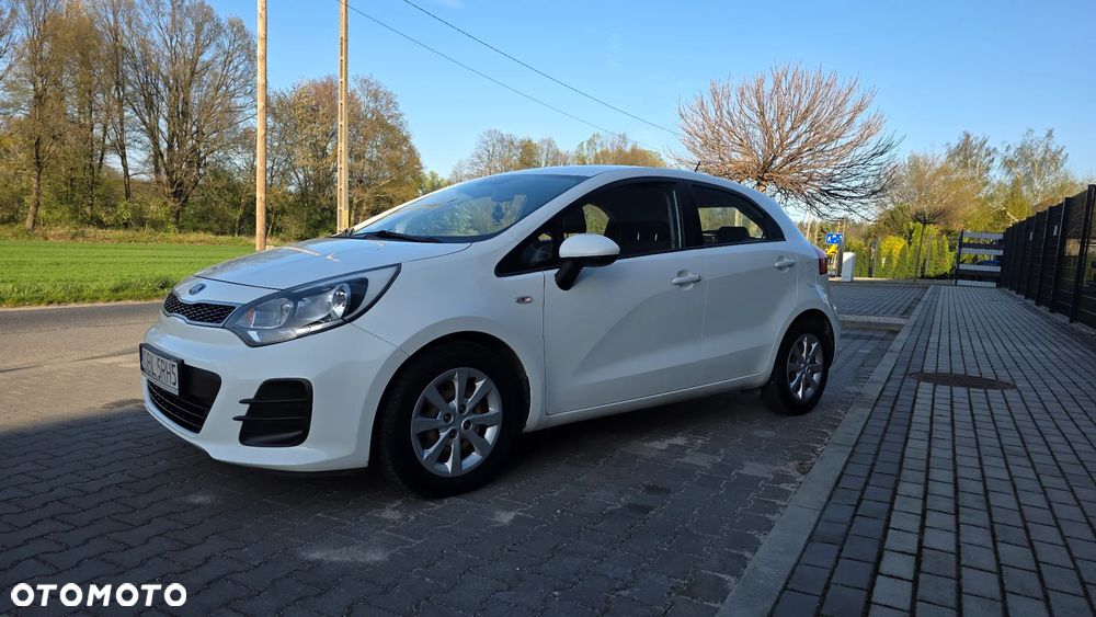 Kia Rio - 17