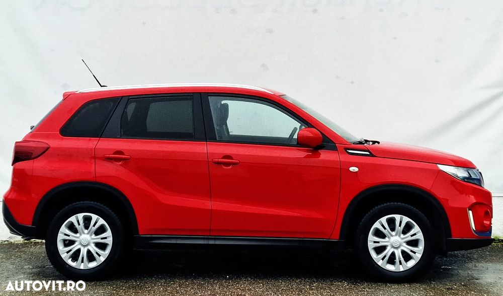 Suzuki Vitara 1.4 Boosterjet Hybrid Comfort+ - 9