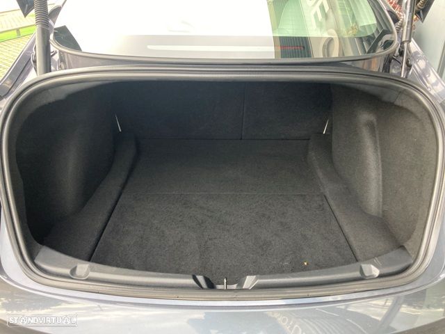 Tesla Model 3 Long Range Tração Integral - 28