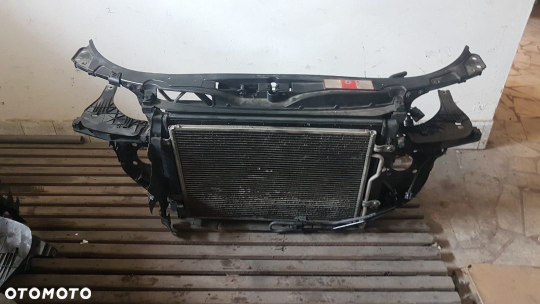 Pas przedni chłodnice wentylator AUDI A4 B6 2.0 FSI Alt - 1
