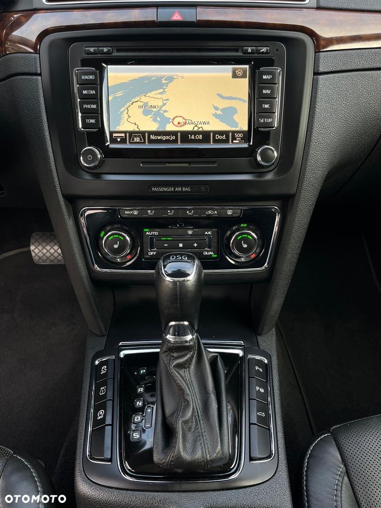 Skoda Superb 2.0 TDI Elegance DSG - 18