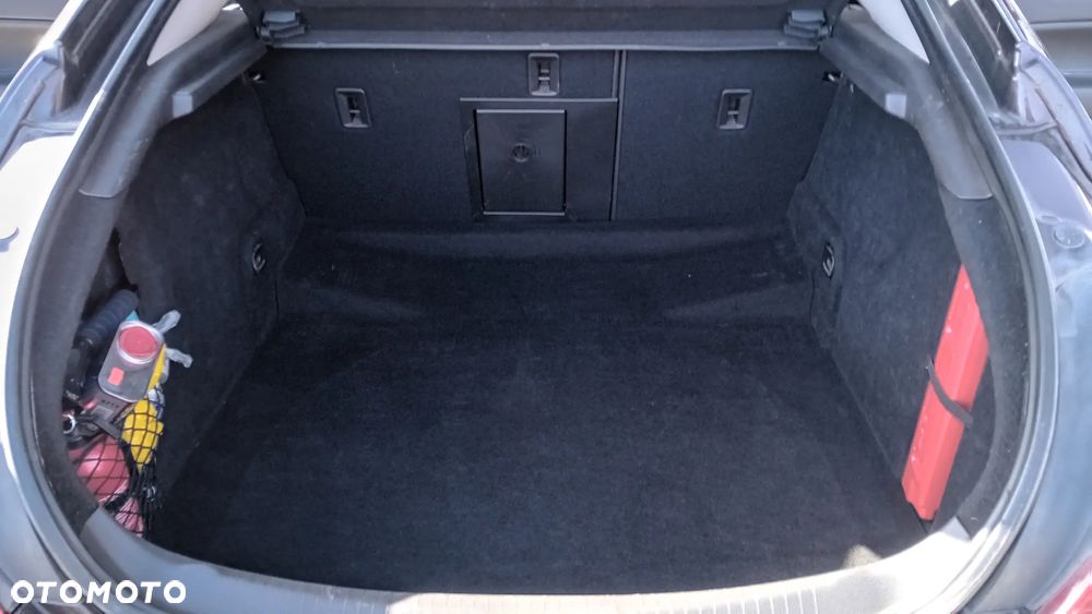 Opel Insignia 1.6 T Cosmo S&S EU6 - 8