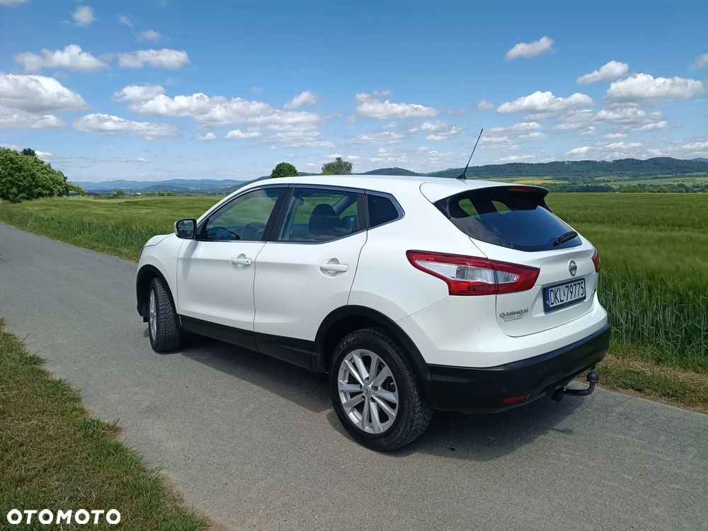 Nissan Qashqai 1.6 DCi Xtronic TEKNA - 3