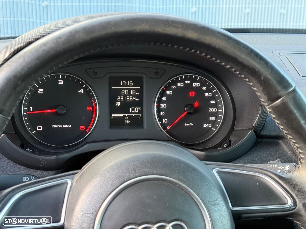 Audi A1 1.6 TDI Ambition - 8