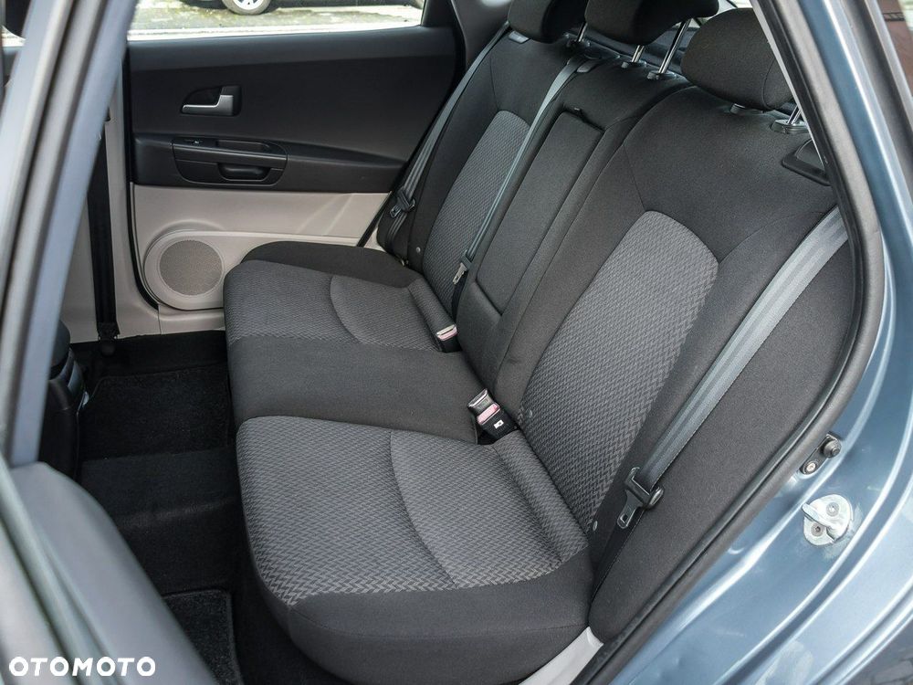 Kia Ceed 1.4 CVVT Attract - 19