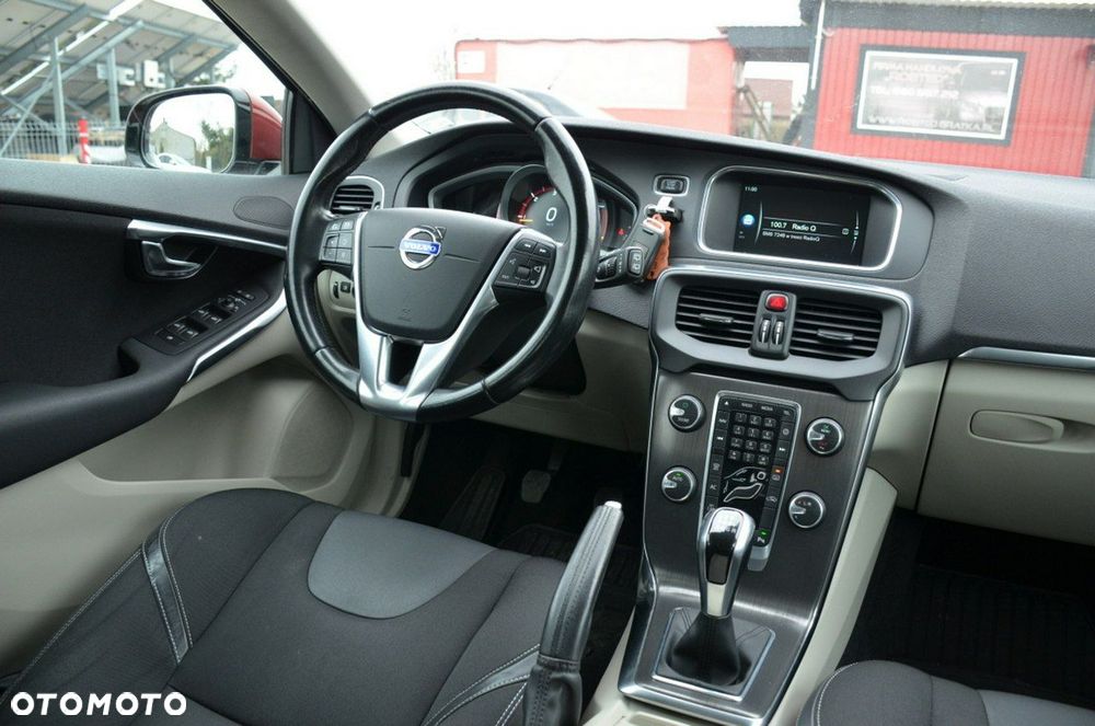 Volvo V40 - 30
