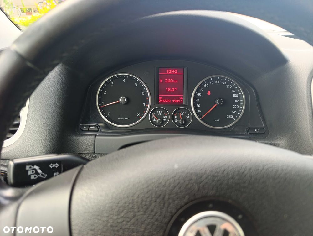 Volkswagen Tiguan - 8
