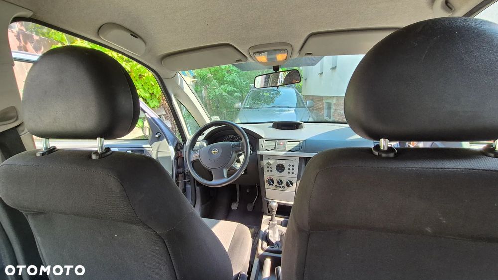 Opel Meriva 1.6 16V Essentia - 15