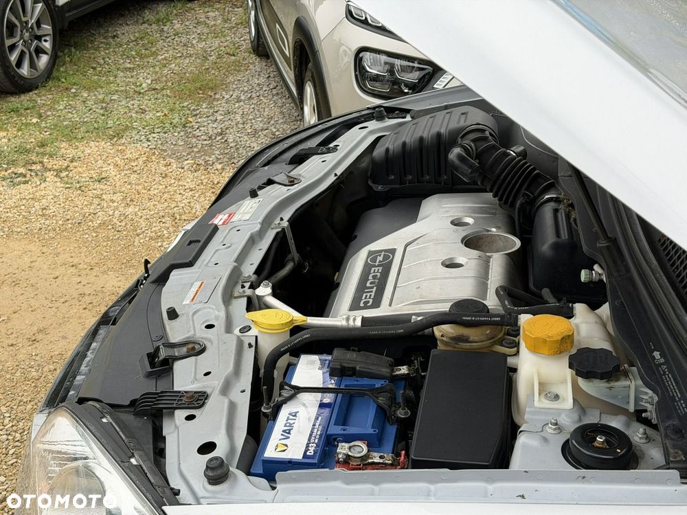Opel Antara - 32