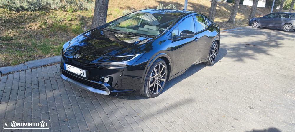 Toyota Prius - 4