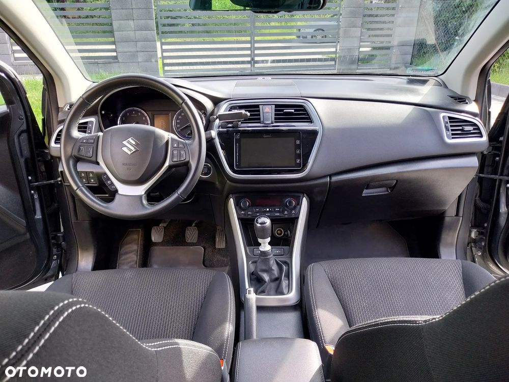 Suzuki SX4 S-Cross 1.4 SHVS Premium - 19