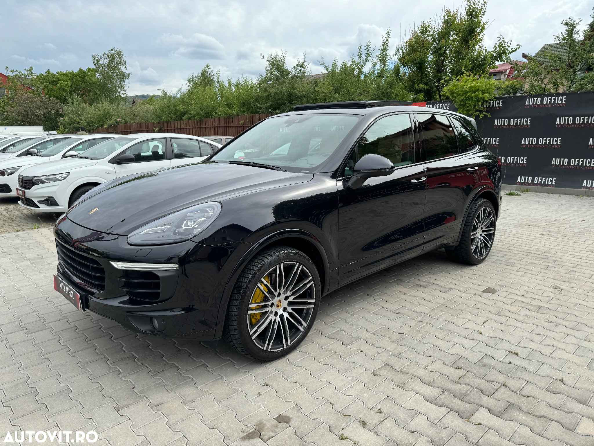 Porsche Cayenne 3.0 L - 7