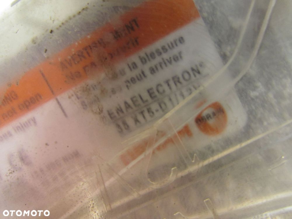 SKODA OCTAVIA II 04-08 LAMPA PRZOD PRAWA REFLEKTOR XENON UK - 10