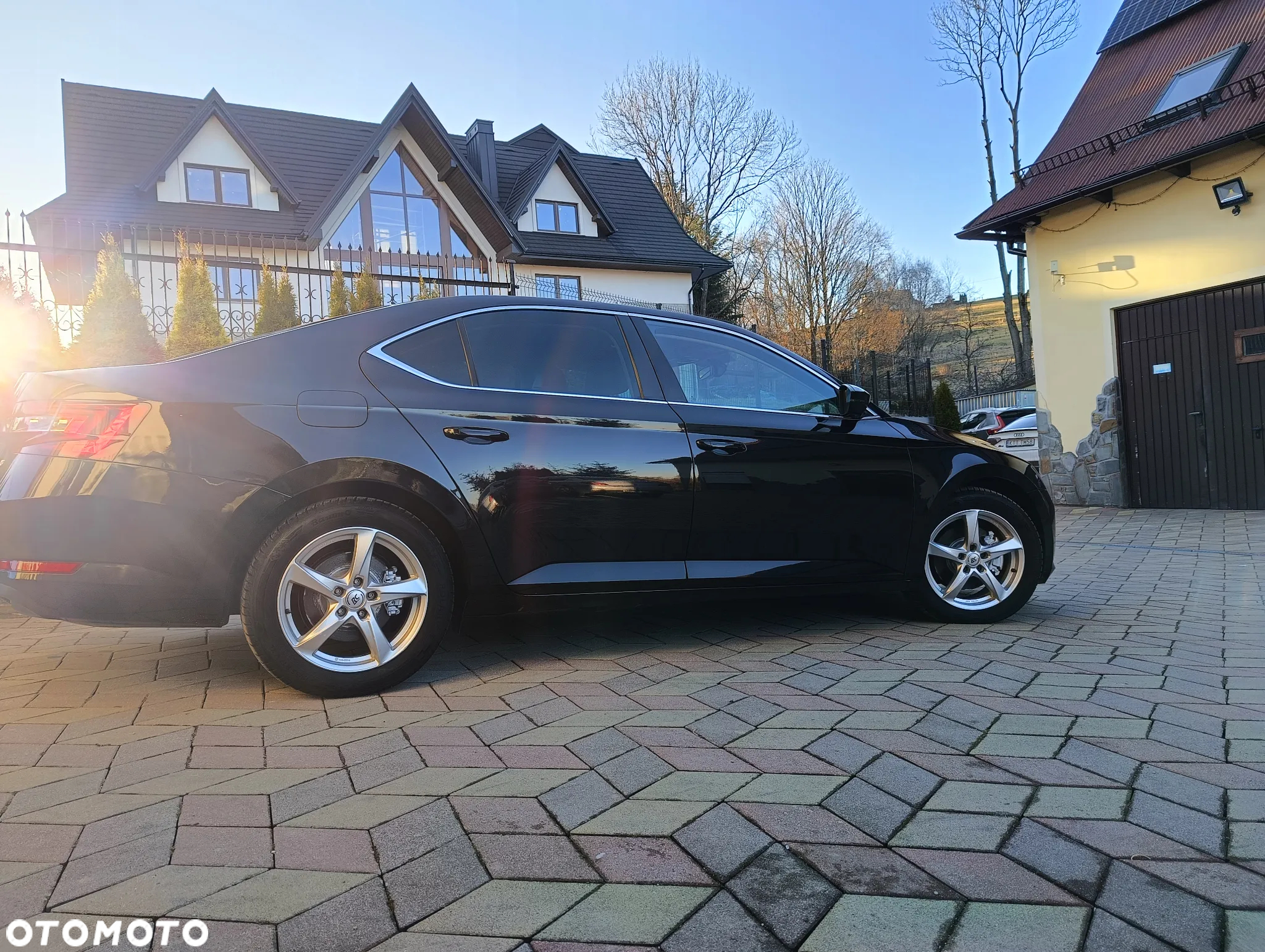 Skoda Superb 2.0 TDI 4x4 Ambition - 8